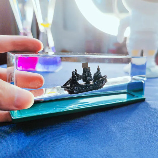 Creative Cruise Ship Fluid Drift Bottle - Lume Home